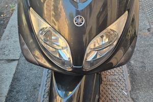 Yamaha tmax 