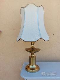 Lampada da tavolo