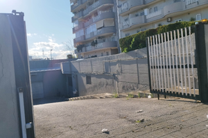 Box via Caldarola Bari