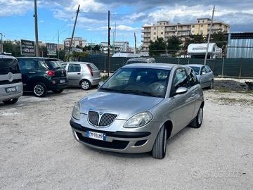 Lancia Ypsilon 1.3 Multijet 16V Argento