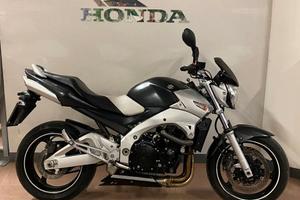 Suzuki GSR 600