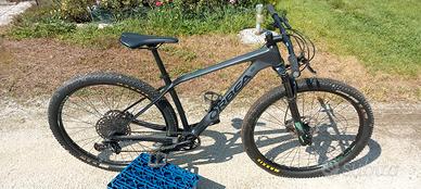 mountainbike Orbea alma 29 taglia M Carbonio