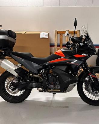 KTM 890 Adventure