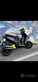 Piaggio typhoon 50 - 180 (leggere descrizione)