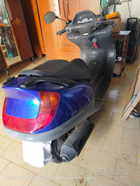 Scooter Honda Foresight 250