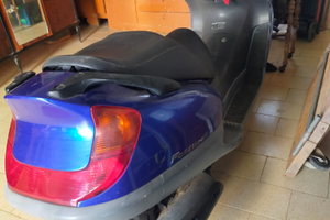 Scooter Honda Foresight 250