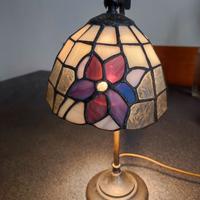 Lampada da tavolo stile Tiffany