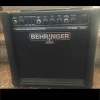 amplificatore chitarra Behringer 