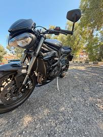 Triumph street triple RS my23