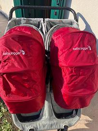 Passeggino gemellare