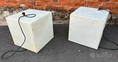 Coppia cubi Slide desing lampade pouf