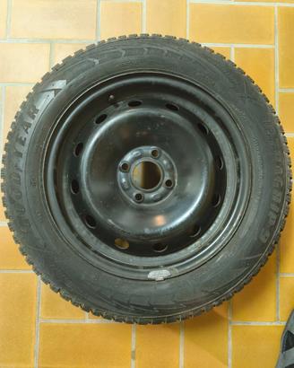 Set 4 cerchi in ferro 15 pollici 6jh2