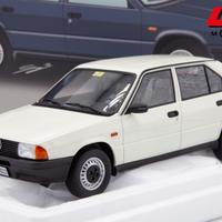 Laudoracing Alfa Romeo 33 1.3S 1985 Bianco 1:18