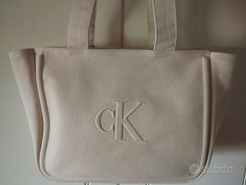 Borsa Calvin Klein con cartellino 