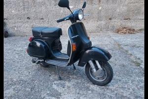 Vespa px 200 anno 83