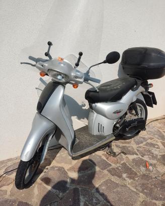 Scarabeo 100cc