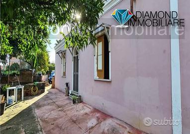 Casa singola con terreno a San Giovanni Montebello