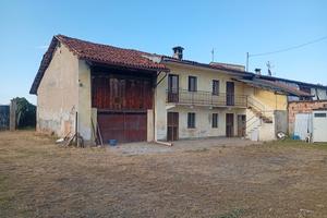 Rustico indipendente con terreno