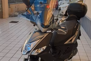 Kymco Agility 125 R16 Plus solo 2.200 km