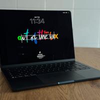 MacBook Air 13" M4 16 GB RAM 512 GB SSD