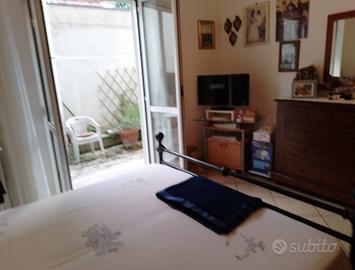 Appartamento con ingresso indipendente - Giulia...