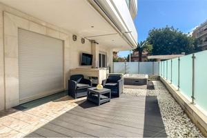 Appartamento con cortile in stabile signorile