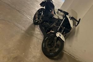 Cbr 125 per pezzi