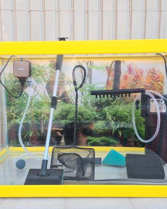 Acquario litri 37 con accessori