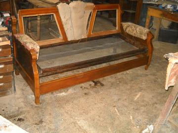 Divano letto con braccioli girevole