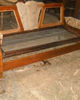 Divano letto con braccioli girevole