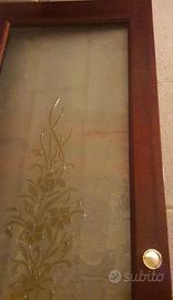 Porta scorrevole con vetro artistico