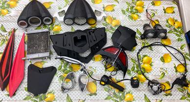 carene/pezzi f12r e minarelli