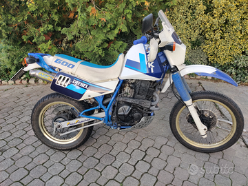 Suzuki Djebel DR 600