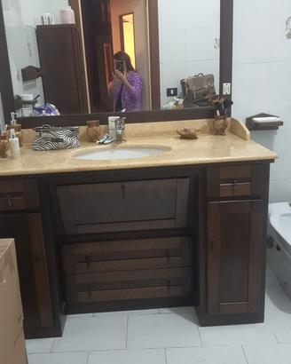 Mobili bagno e specchio