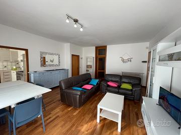 X studentessa camera metrim. con bagno privato