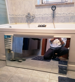 Specchio bagno con luce e mensola