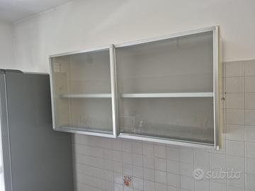 2 pensili da cucina