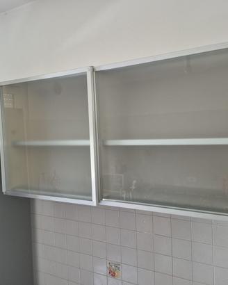 2 pensili da cucina