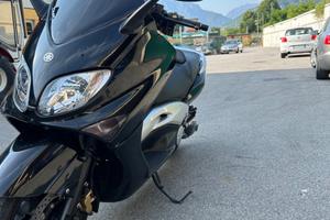 Yamaha T Max - 2005