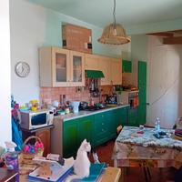 Casa indipendente con cortile