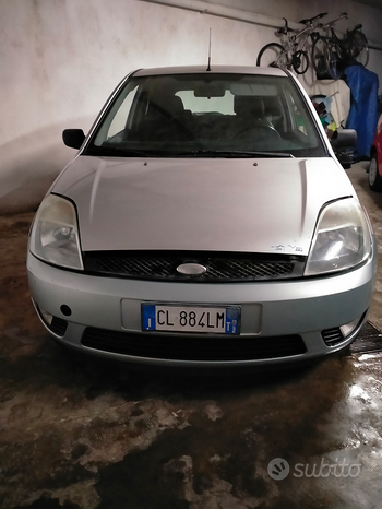 Ford Fiesta 1.2 benzina EUR 4 Ok neopatentati