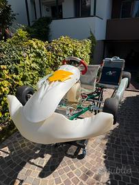 Tony Kart 401T 2025 + Iame x30 super 175 (30lt)