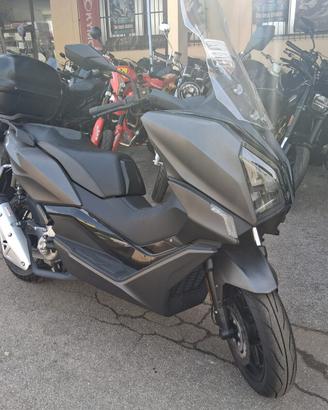 MBP (BENELLI/KEEWAY) SC 300 NERO