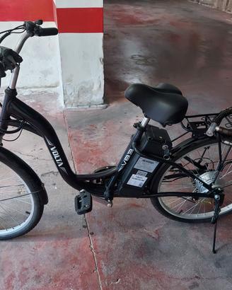 BICI ELETTRICA E MONOPATTINO