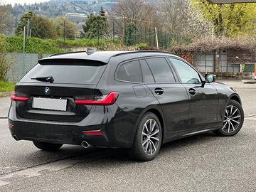Bmw 318 D Touring mhev 48V
