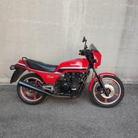 Kawasaki GPz 550 uni track 1984 FMI