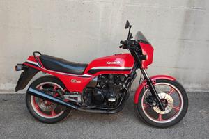 Kawasaki GPz 550 uni track 1984 FMI