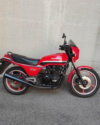 Kawasaki GPz 550 uni track 1984 FMI