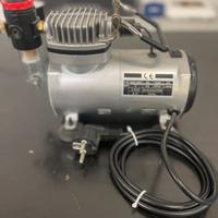 Compressore per aerografo