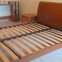 letto elegante con rete 